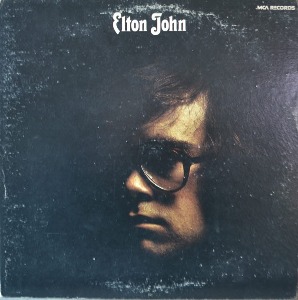 ELTON JOHN - FIRST ALBUM  (명곡 FIRST EPISODE AT HIENTON/I NEED YOU TO TURN TO 수록/* USA MCA-2012) NM-   *SPECIAL PRICE*